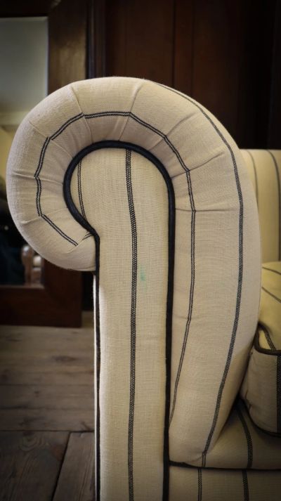 Superb Timothy Oulton Westminster Feather 2.5 Seater Library Sofa Nautical Linen - Image 5