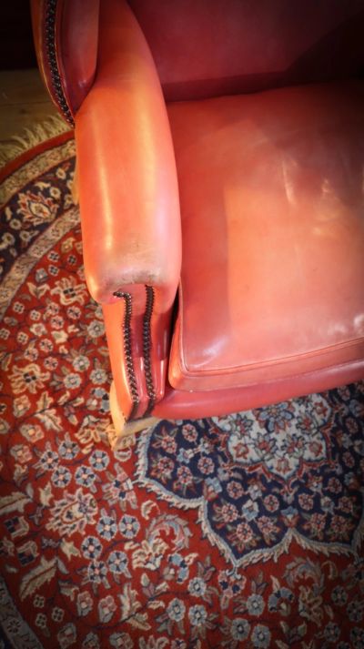 Chairs Of Bath Wide Georgian Leather Wing Chair with Claw & Ball Legs Faded Rose - Image 8