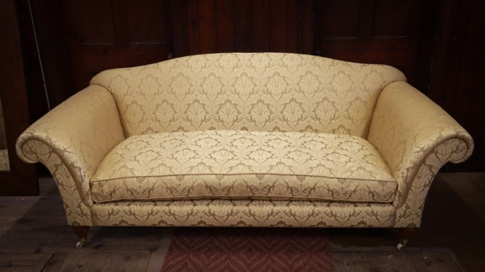 Duresta Art Forma 3 Seater Sofa Beige Gold Damask part of Set rrp£3000 - Image 8