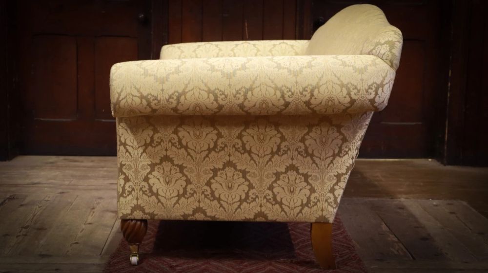 Duresta Art Forma 3 Seater Sofa Beige Gold Damask part of Set rrp£3000 - Image 14