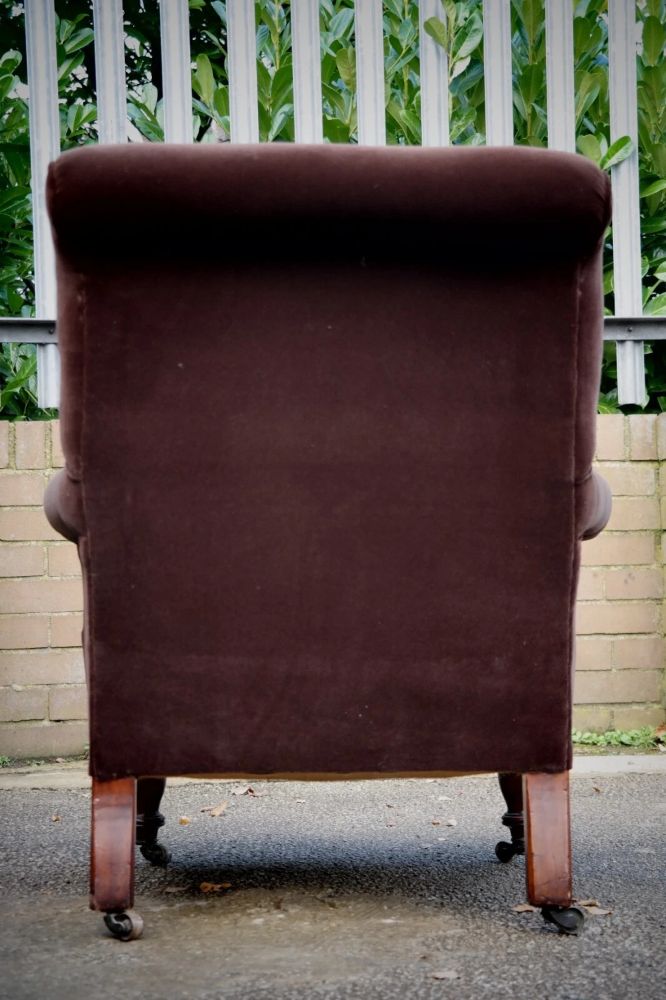 A Deep Seated 19th Century Howard Style Club Armchair In Brown Mohair Velvet - Image 5