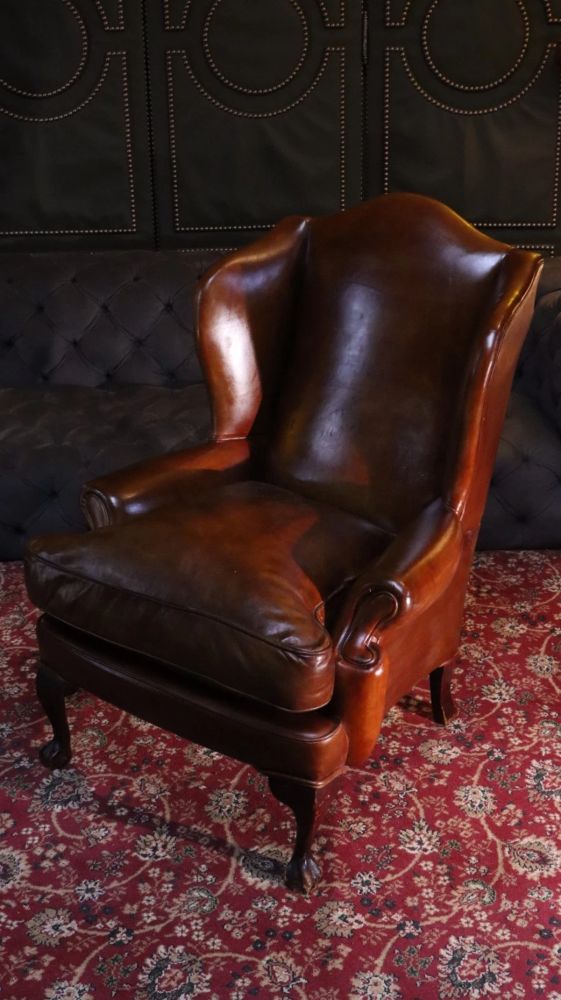 Superb Antique Leather Wingback Club Library Fireside Armchair Whisky Tan Del - Image 8