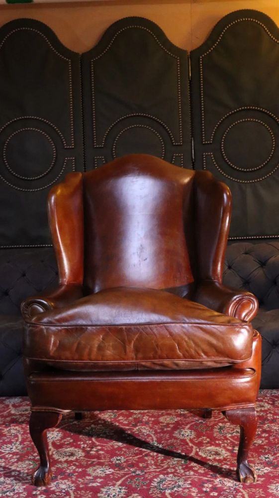 Superb Antique Leather Wingback Club Library Fireside Armchair Whisky Tan Del - Image 17