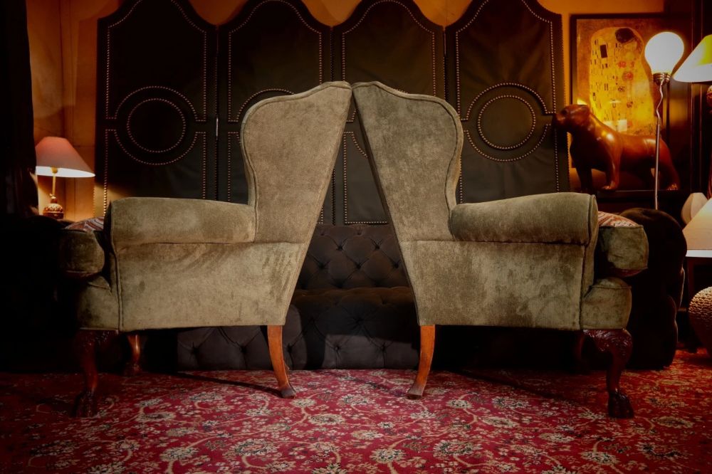 SUPERB PAIR VICTORIAN STYLE BALL & CLAW FEET WINGBACK ARMCHAIRS NOBALIS BARGELLO - Image 5