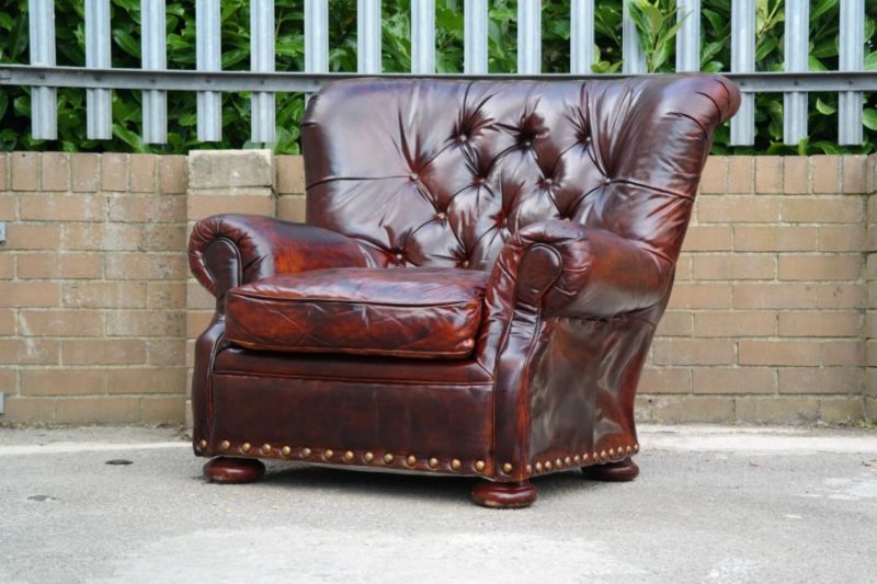 Restoration Hardware Writers Henredon Leather Armchair Antique brown - Image 4