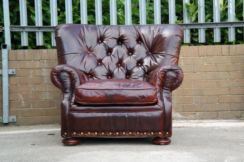 Restoration Hardware Writers Henredon Leather Armchair Antique brown - Image 3