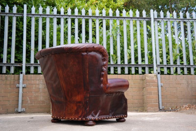 Restoration Hardware Writers Henredon Leather Armchair Antique brown - Image 21