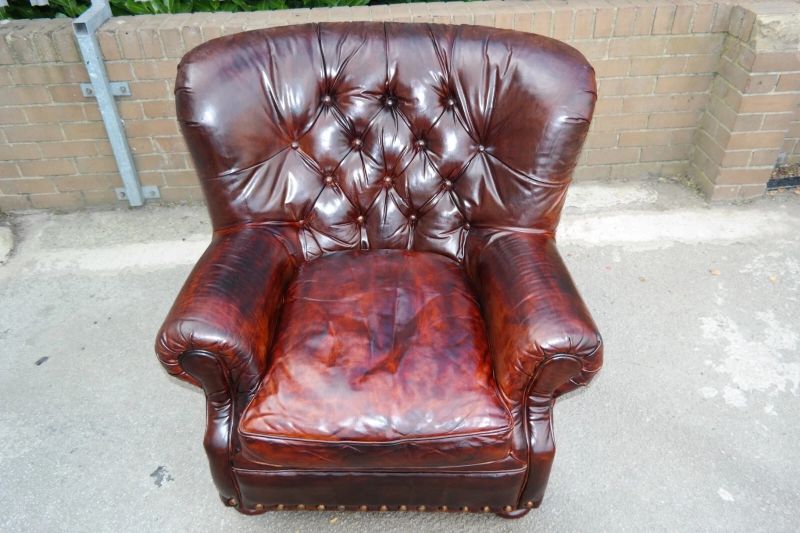 Restoration Hardware Writers Henredon Leather Armchair Antique brown - Image 17