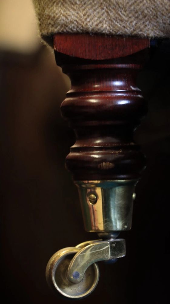 Pair George Smith Signature 2 Seater Sofas Harris Tweed Herringbone RRP £18000 - Image 12