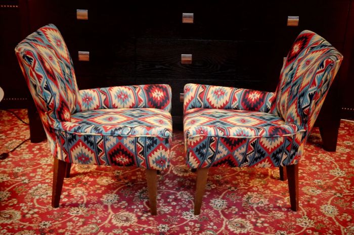 Pair George Smith Bedroom Nursing Kilim Under Wndow Armchairs Blue Red Rrp£11600 - Image 13