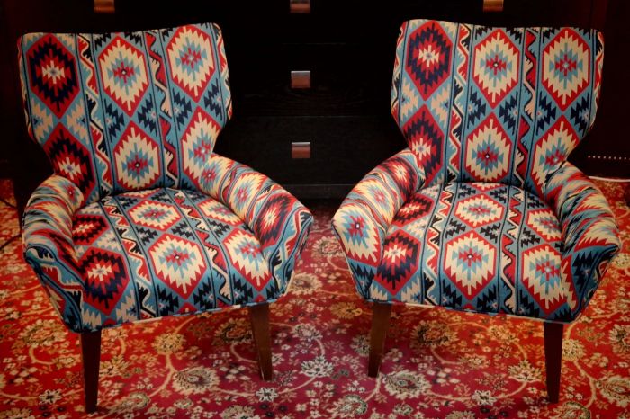 Pair George Smith Bedroom Nursing Kilim Under Wndow Armchairs Blue Red Rrp£11600 - Image 11