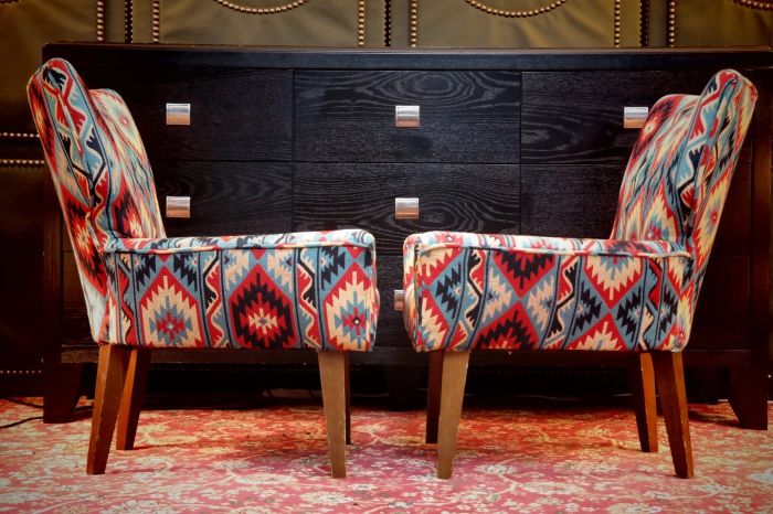 Pair George Smith Bedroom Nursing Kilim Under Wndow Armchairs Blue Red Rrp£11600 - Image 14