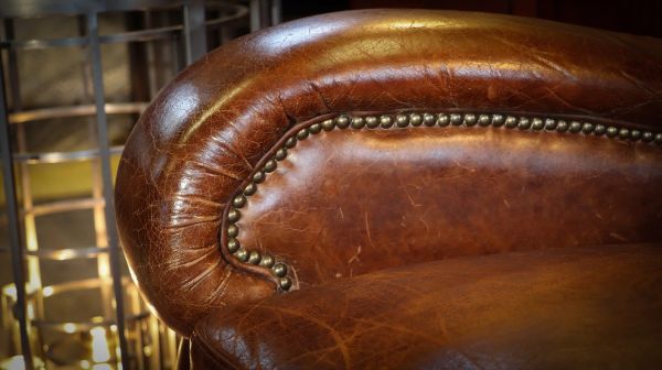 Stunning Timothy Oulton Balmoral Sofa With Leather Armchair Set Antique Whisky - Image 13