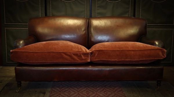Stunning George Smith Signature 2 Seater Sofa Deep Burgundy Leather Velvet - Image 3