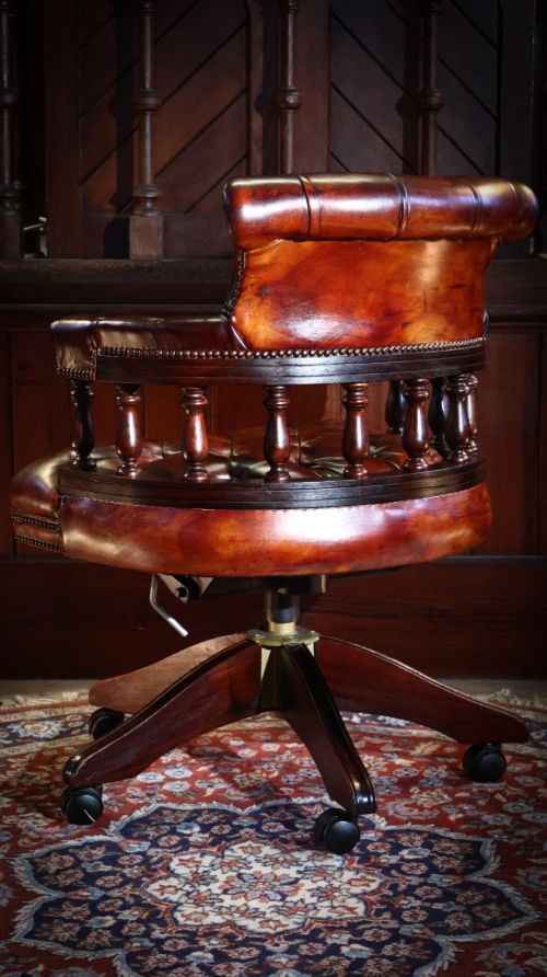 Stunning George Smith Captains Swivel Leather Armchair Dark Tan Del - Image 4