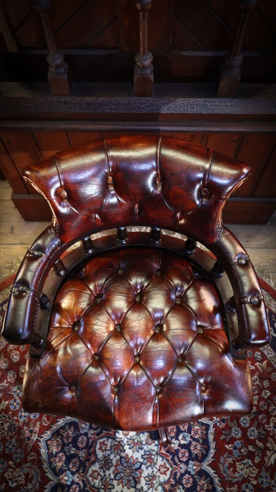 Stunning George Smith Captains Swivel Leather Armchair Dark Tan Del - Image 5