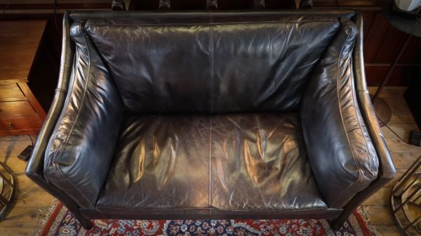 Stunning Timothy Oulton Halo Reggio 2 Seater Leather Sofa Destroyed Black - Image 5