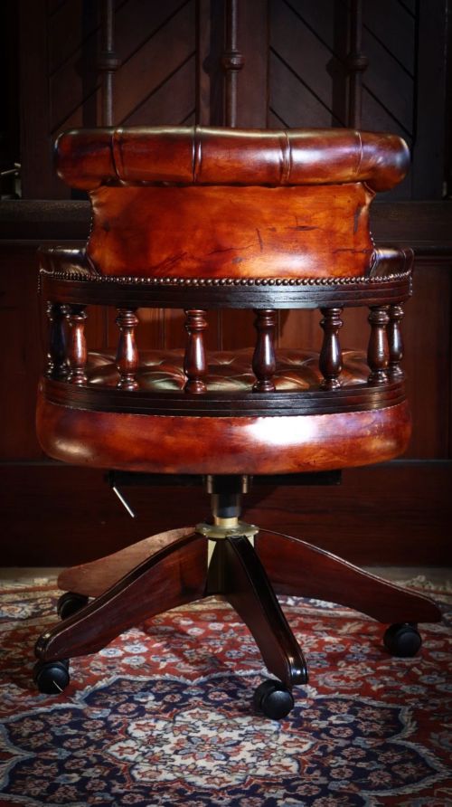 Stunning George Smith Captains Swivel Leather Armchair Dark Tan Del - Image 7