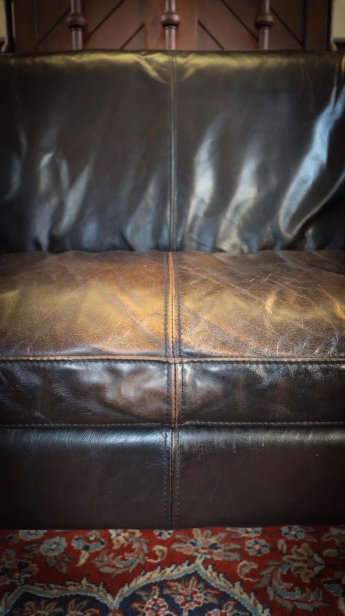 Stunning Timothy Oulton Halo Reggio 2 Seater Leather Sofa Destroyed Black - Image 7