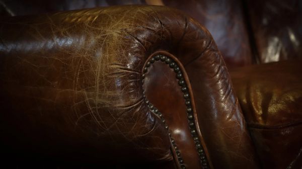Stunning Timothy Oulton Balmoral Sofa With Leather Armchair Set Antique Whisky - Image 8