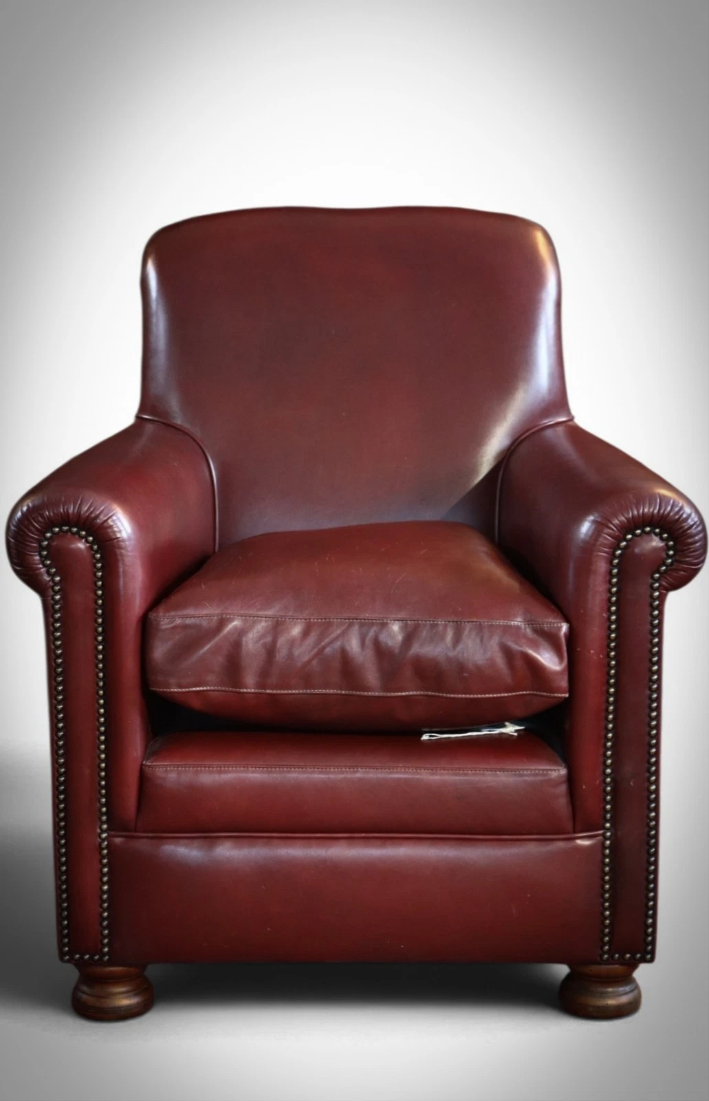 Stunning Tetrad Prince Cigar Club Leather Armchair in Dark Brown Burgundy - Image 2