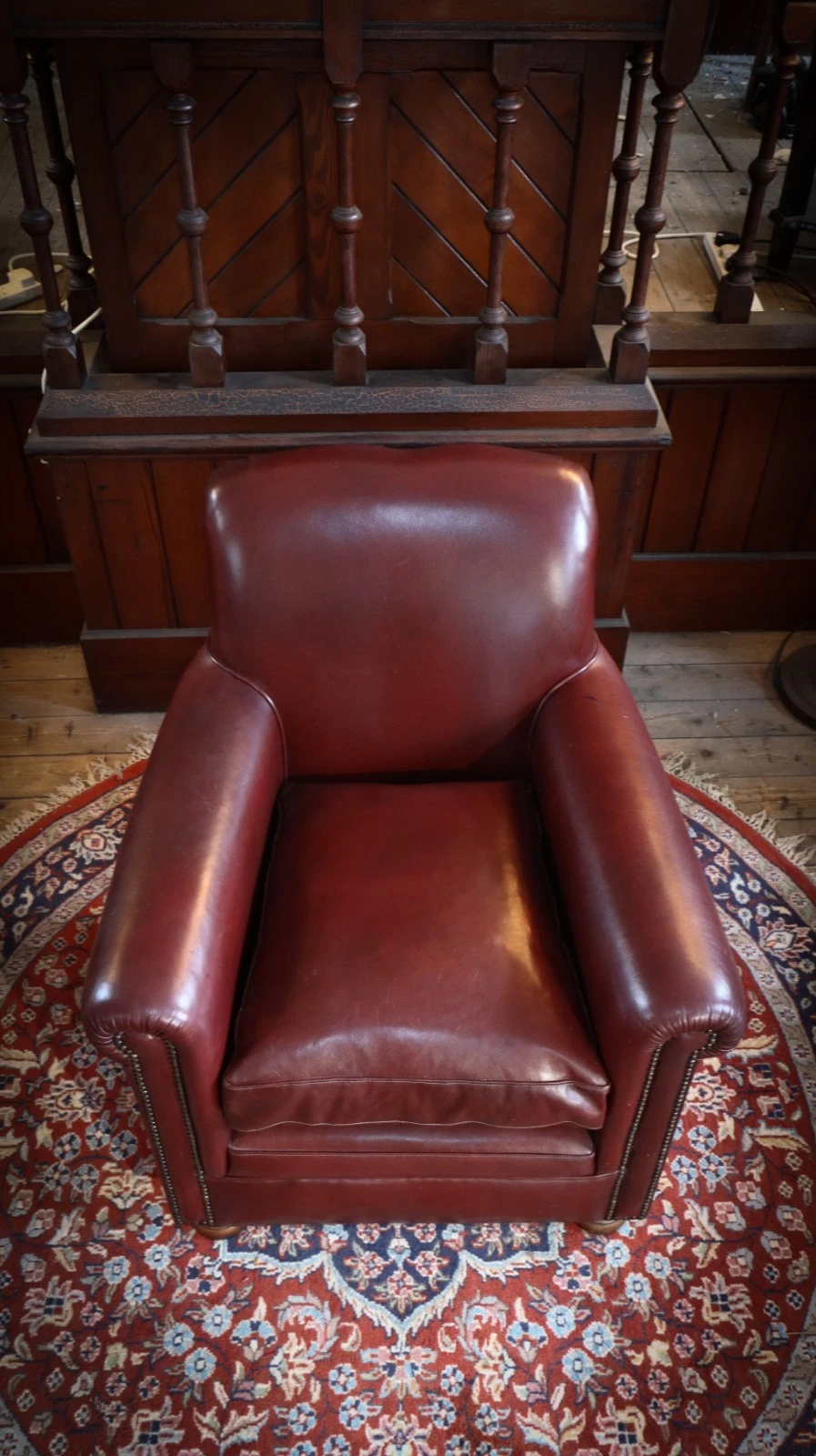 Stunning Tetrad Prince Cigar Club Leather Armchair in Dark Brown Burgundy - Image 4