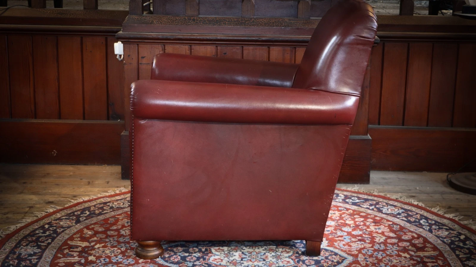 Stunning Tetrad Prince Cigar Club Leather Armchair in Dark Brown Burgundy - Image 5